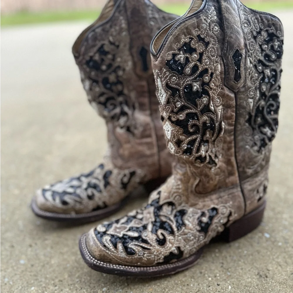 Corral Black and Tan Sequin Inlay Boots Boots - Picture 4 of 8